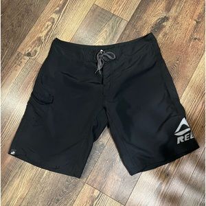 Men’s Reef board shorts